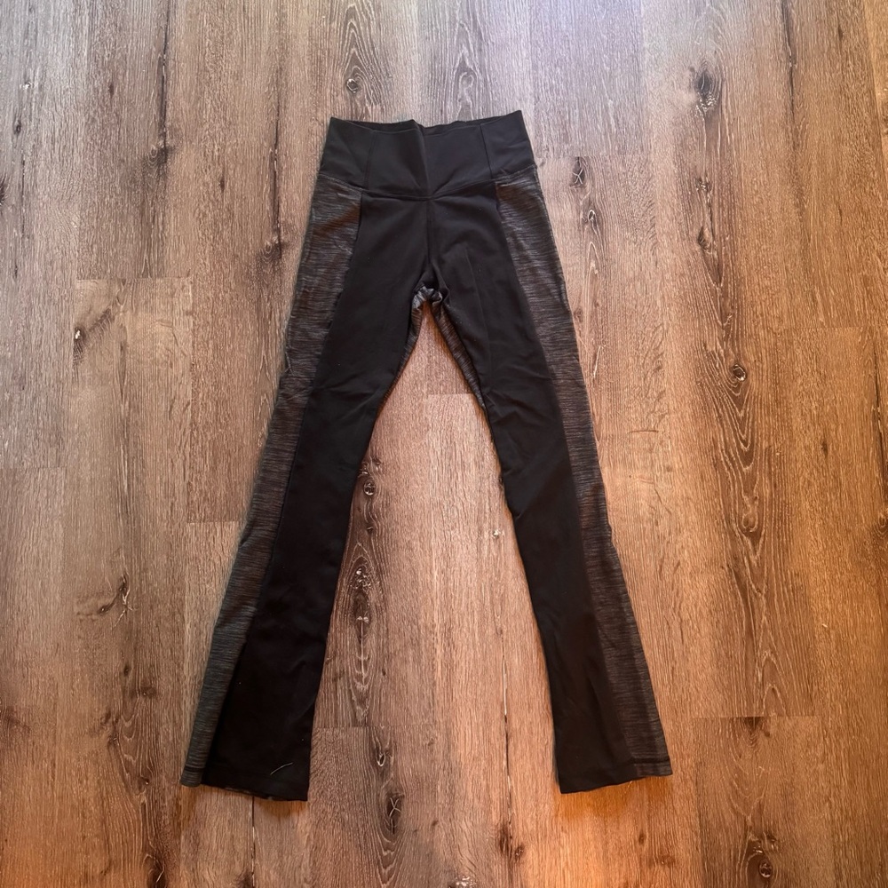 Lululemon flare leggings black with grey